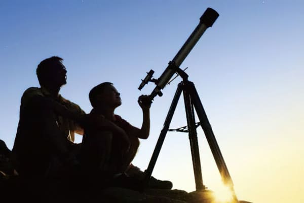 冬の澄んだ空気で煌めきの星空観察